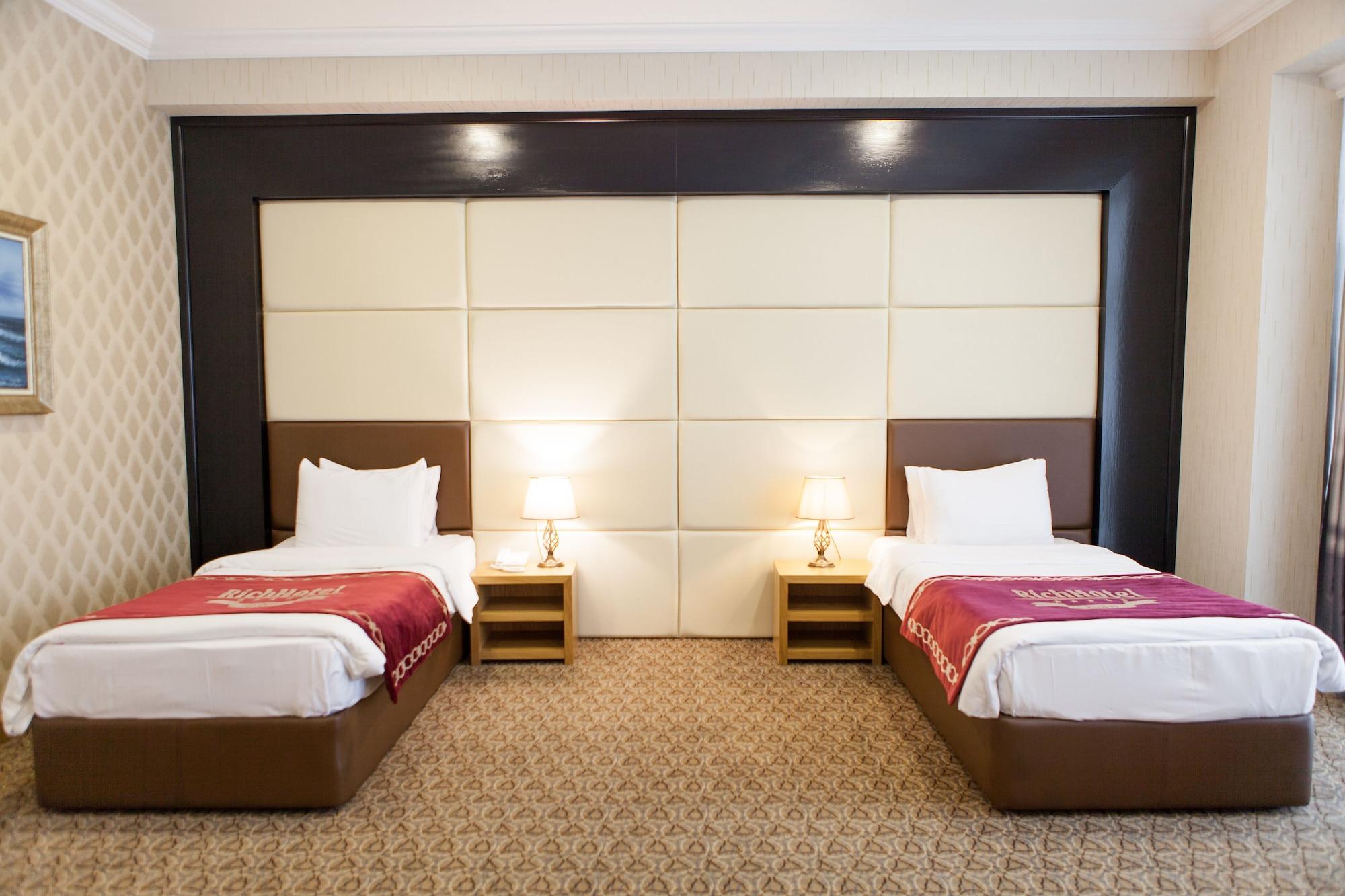 ホテル Wyndham バクー エクステリア 写真