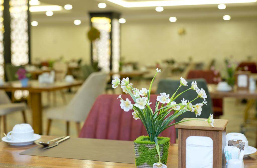 ホテル Wyndham バクー エクステリア 写真
