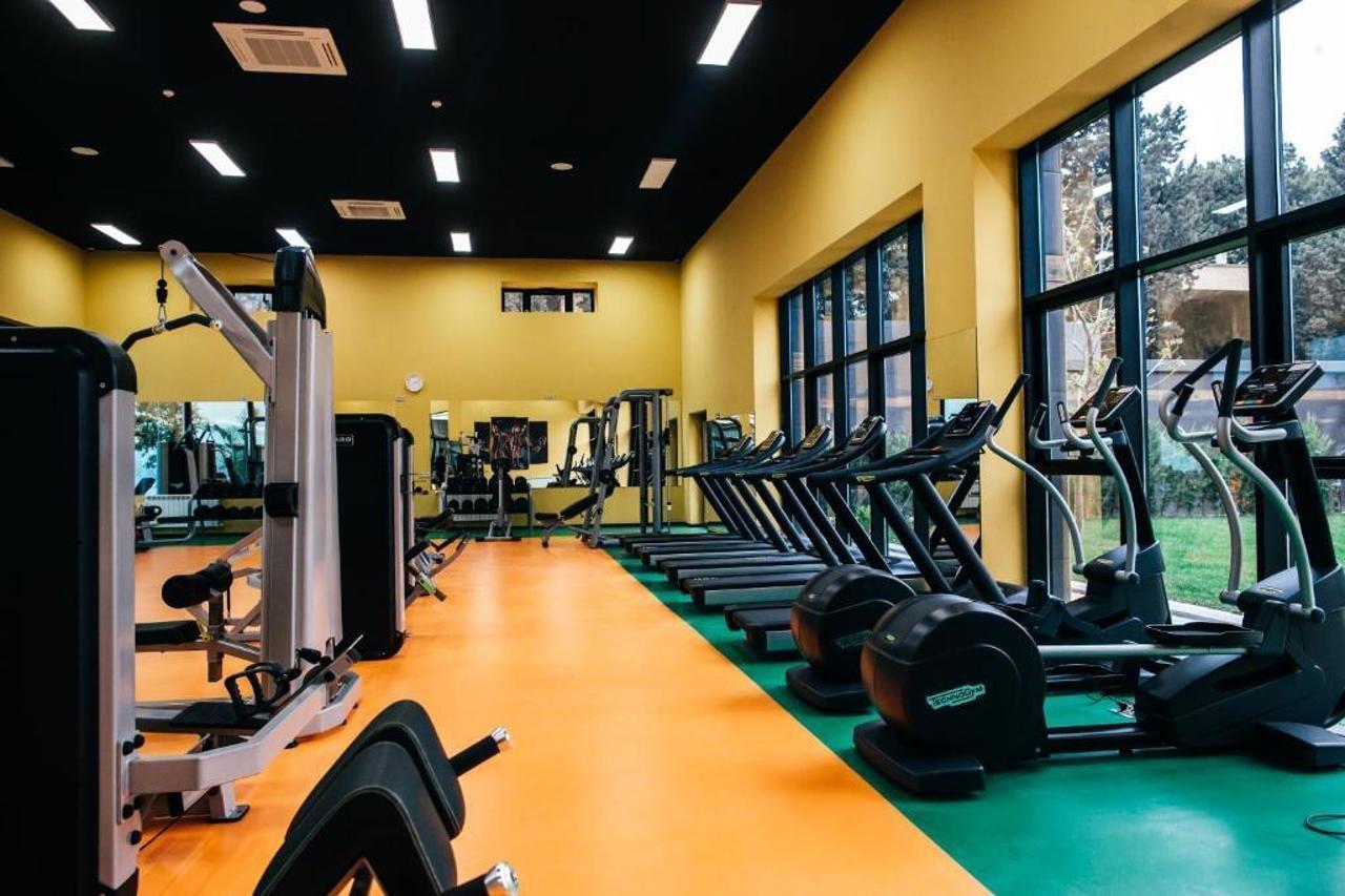 ホテル Wyndham バクー エクステリア 写真